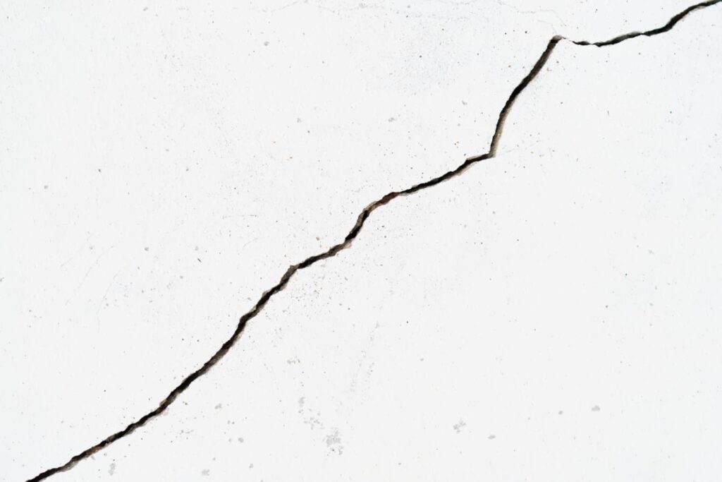 การซ่อมรอยร้าวแผ่นดินไหวรอยร้าวแนวเฉียง